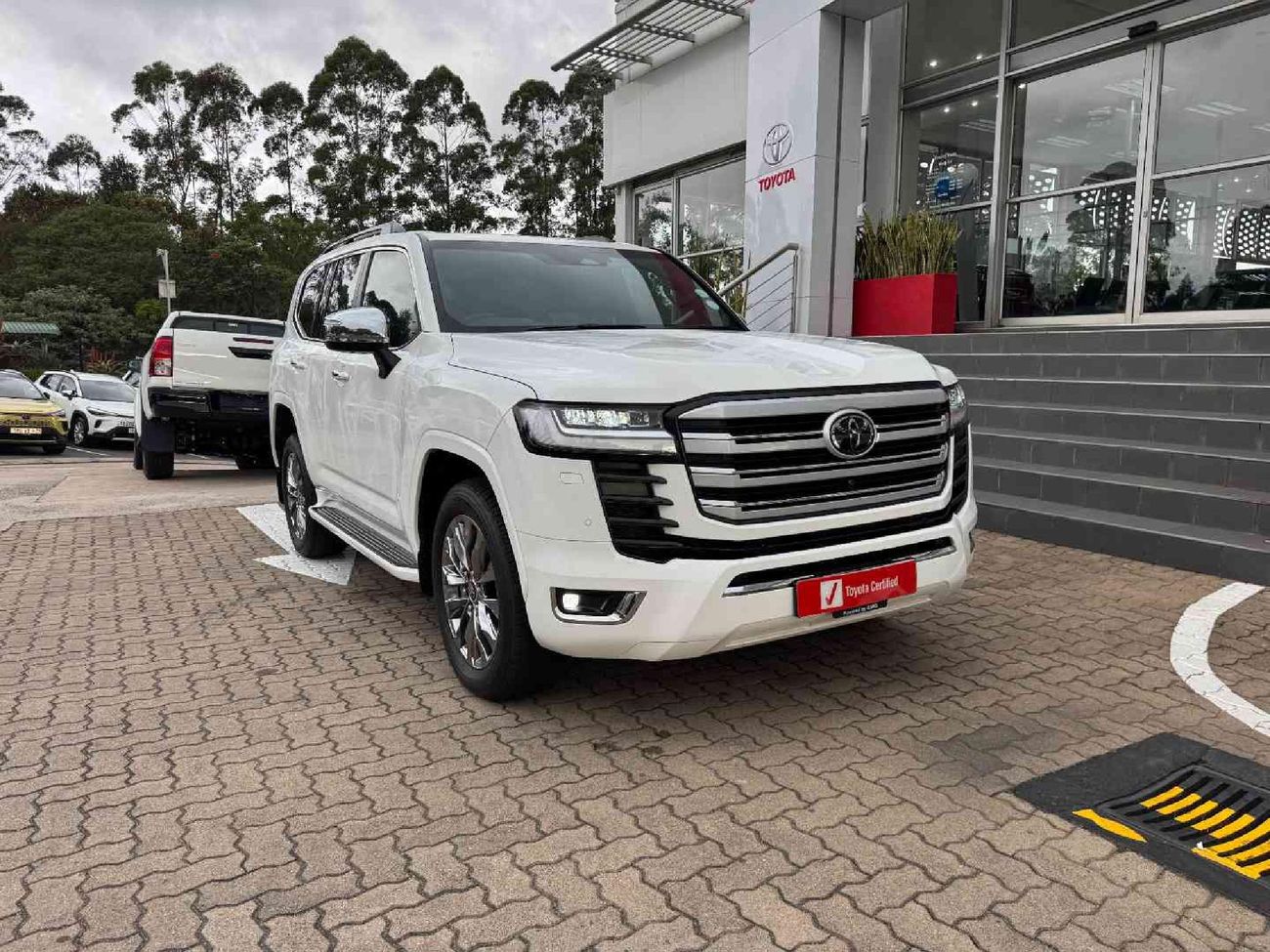 Toyota Land Cruiser 300 ZX For Sale (New and Used) - Cars.co.za