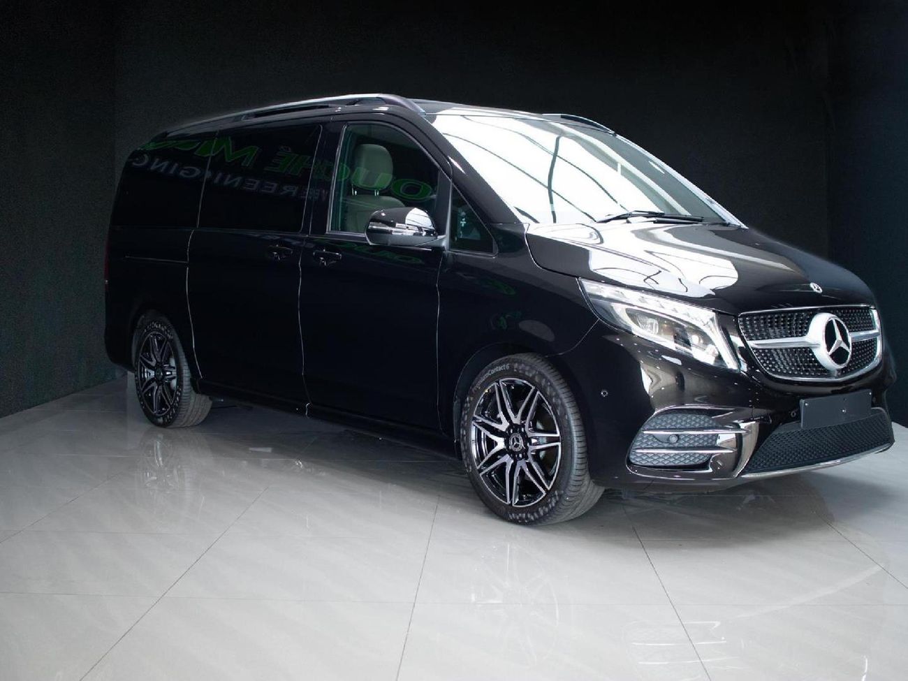 2024 Mercedes-Benz V-Class V 300d Exclusive