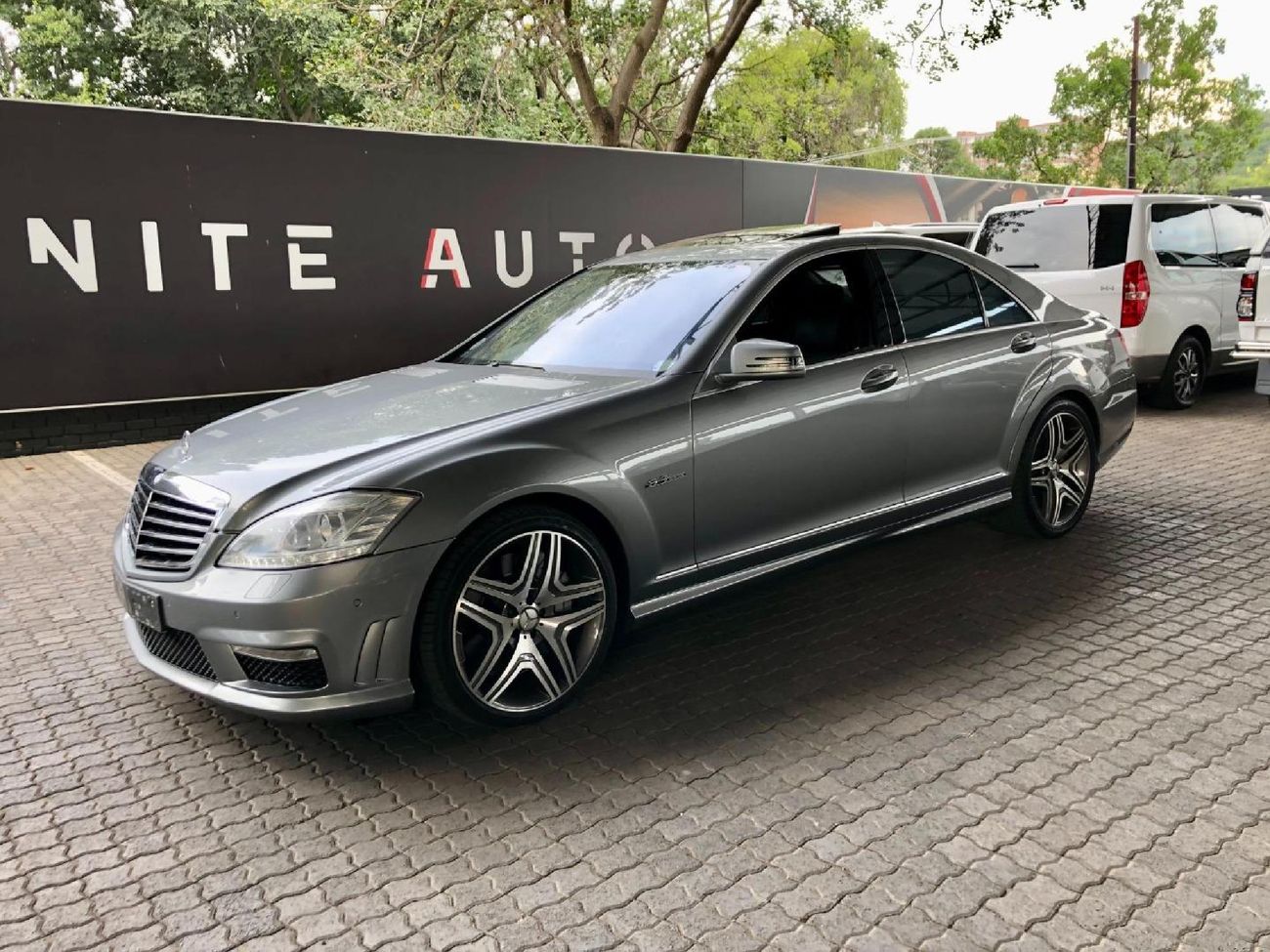 2010 Mercedes-AMG S-Class S63 AMG Auto