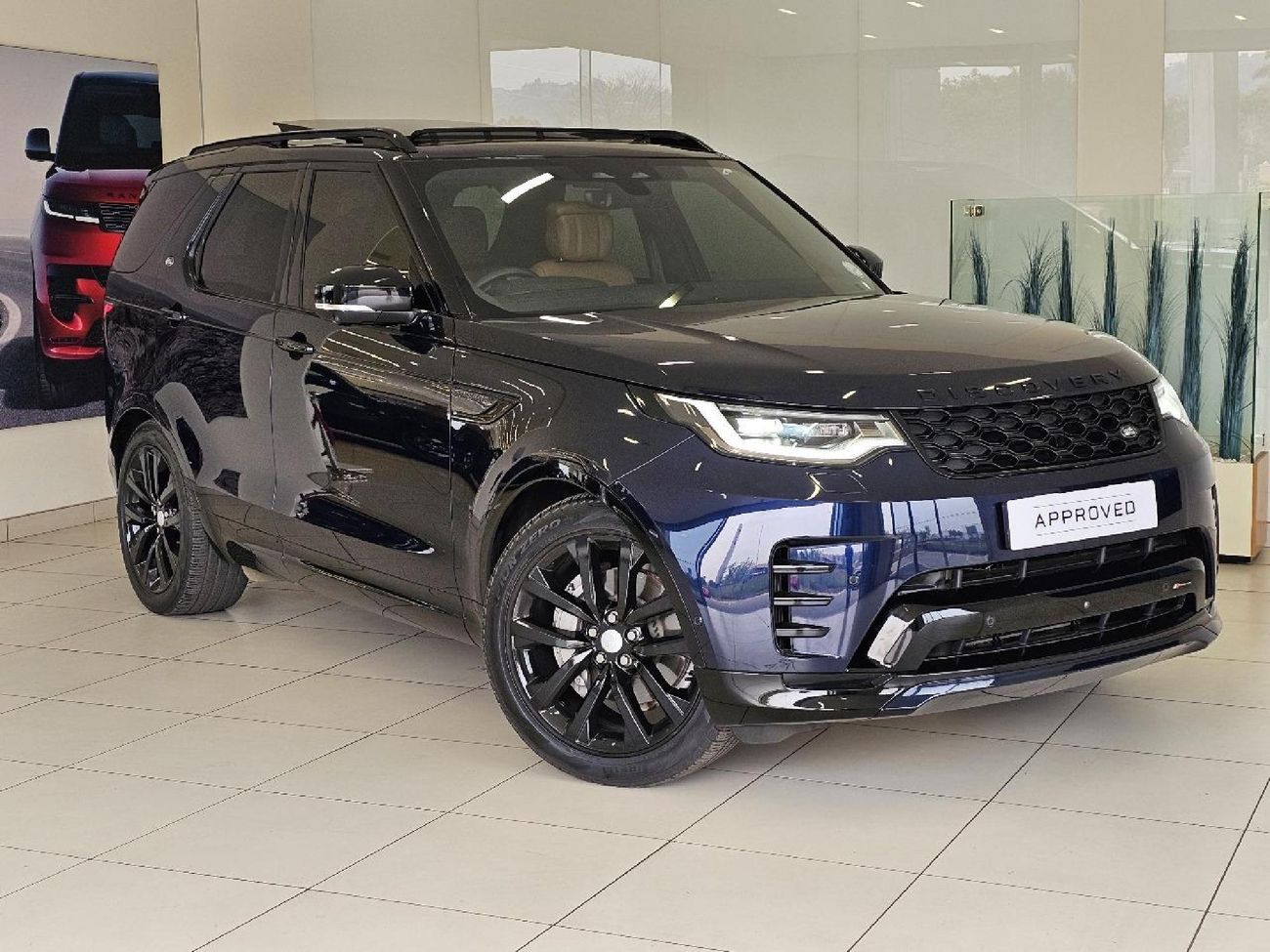 2022 Land Rover Discovery 3.0 TD SE R-Dynamic D300