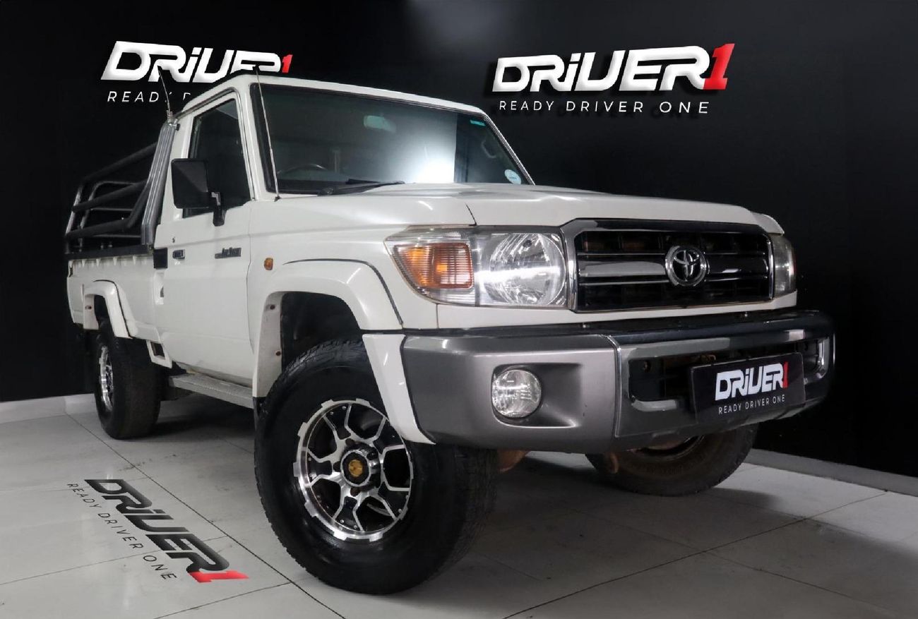 2016 Toyota Land Cruiser 79 4.0 Single-Cab