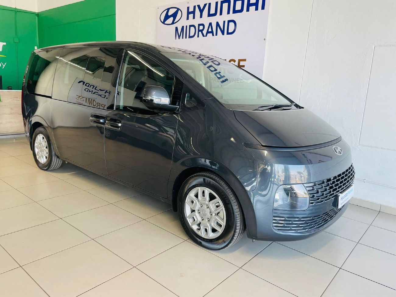 2024 Hyundai Staria 2.2d Executive Auto