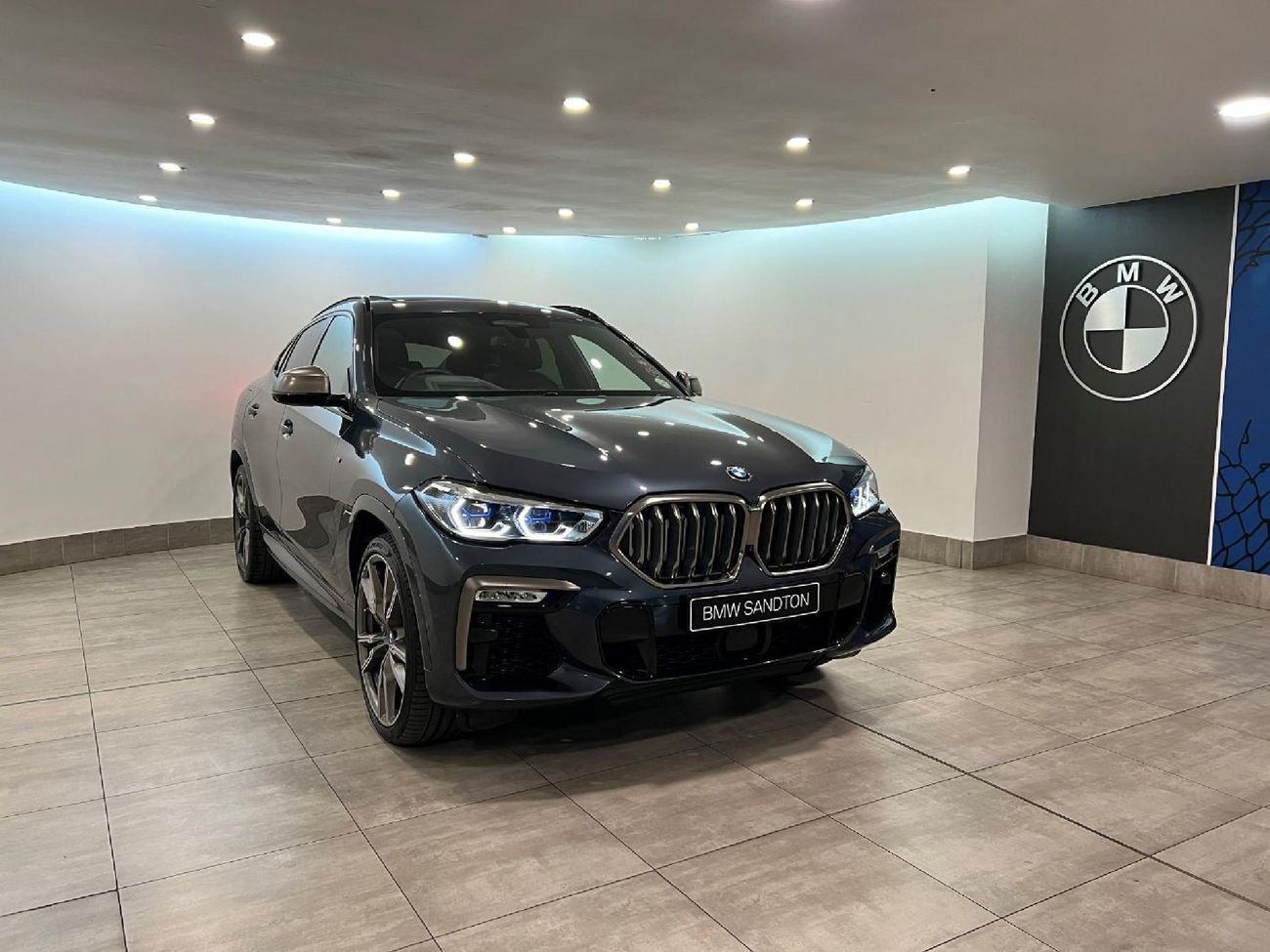 2020 BMW X6 M50d