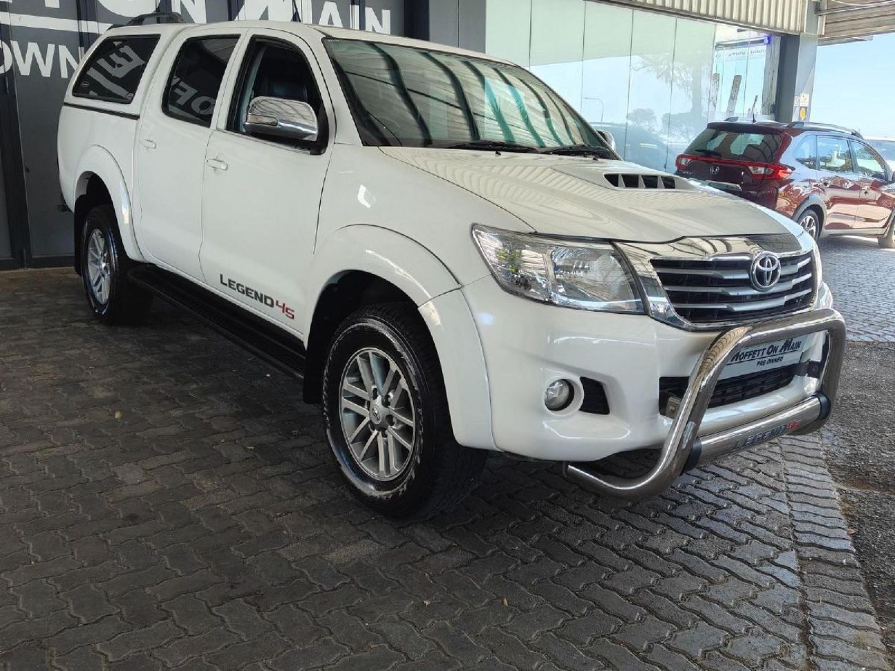 2015 Toyota Hilux 2.5 D-45 Raised Body SRX Legend 45 Double-Cab