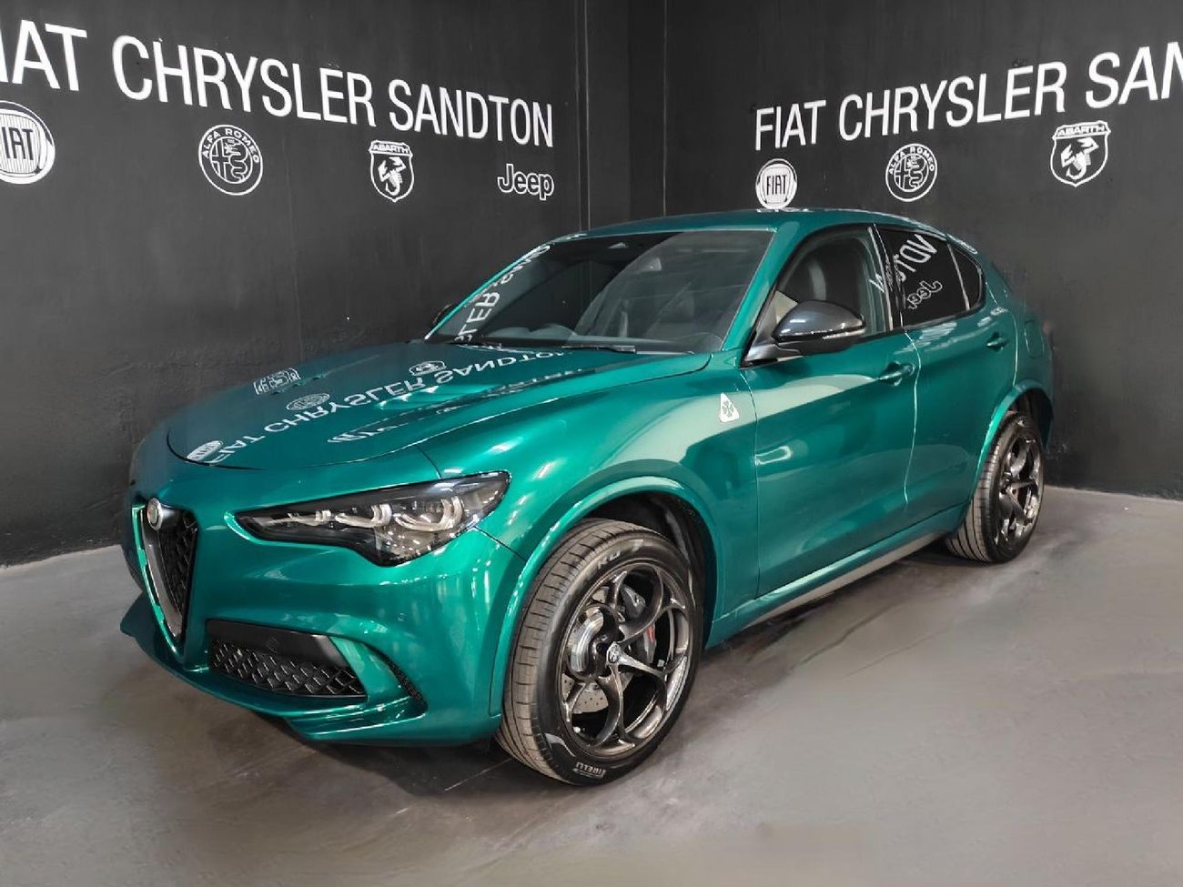 2024 Alfa Romeo Stelvio 2.9T V6 Quadrifoglio