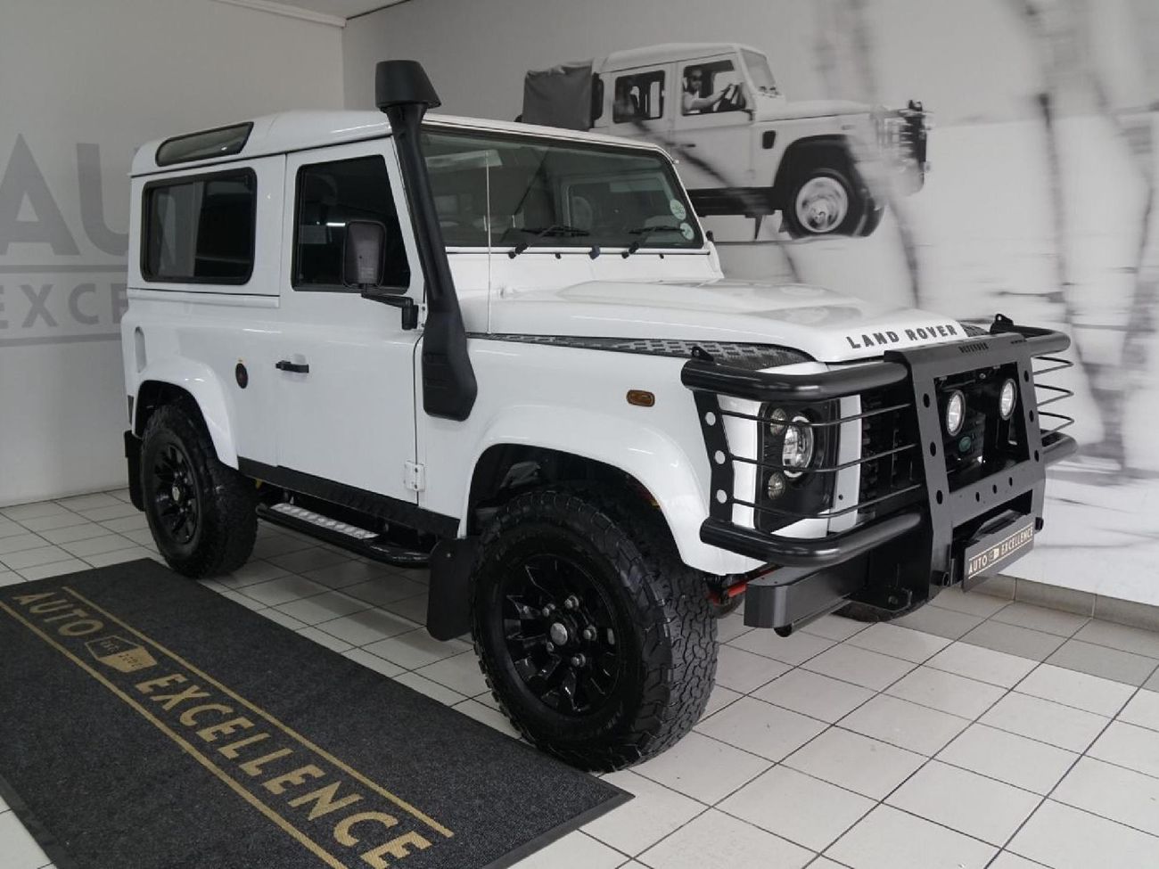 2012 Land Rover Defender 90 2.2D Station Wagon