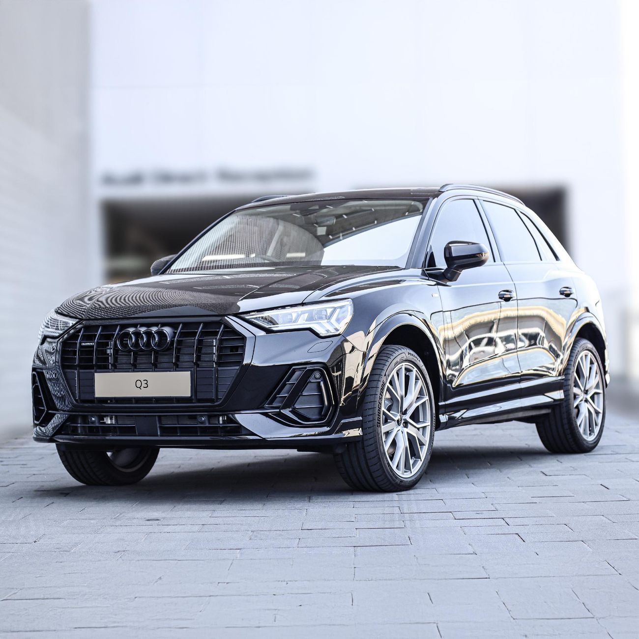 2024 Audi Q3 2.0 TFSI quattro Auto S Line 40 TFSI