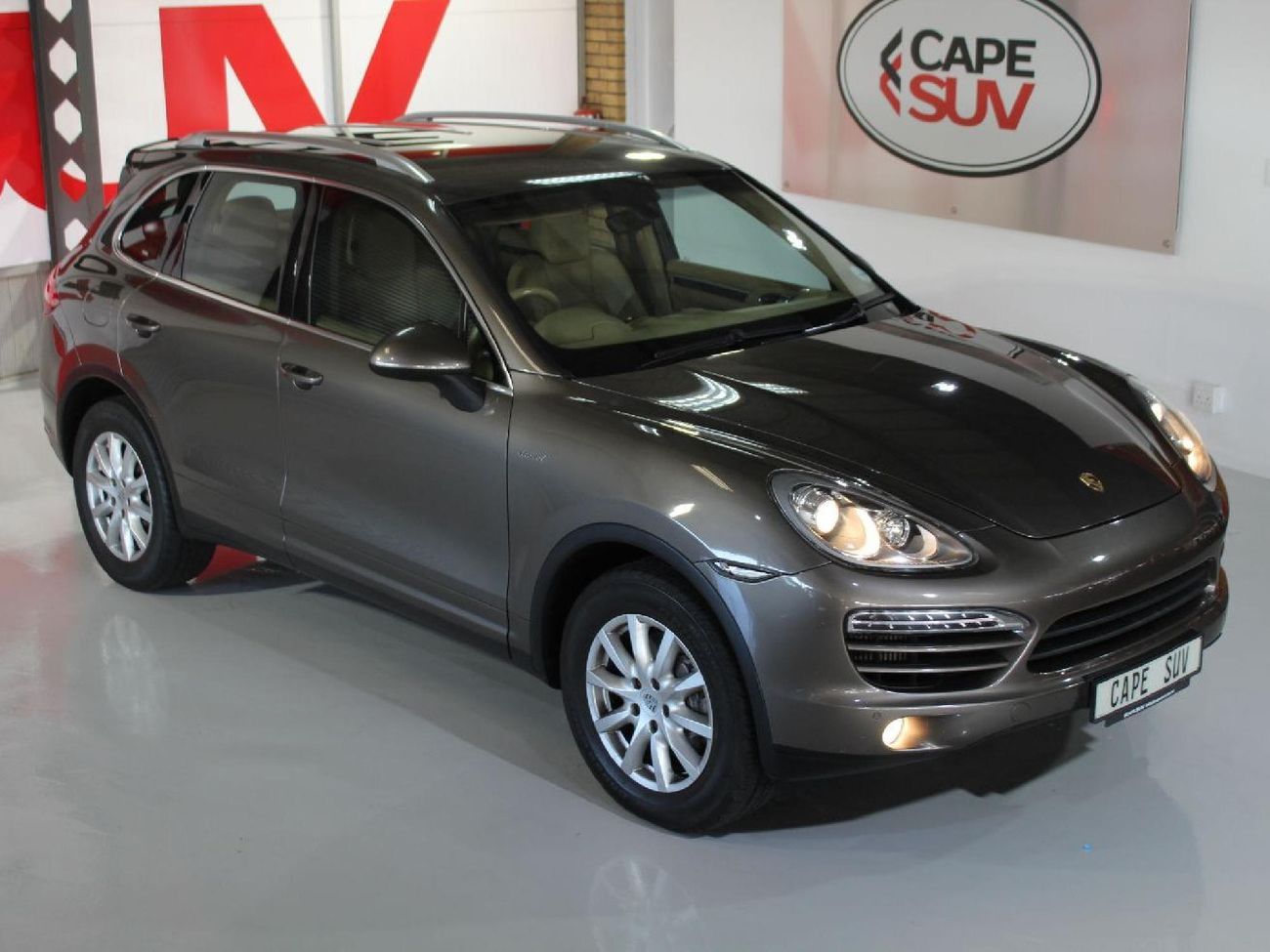 2013 Porsche Cayenne 3.0 V6 DIESEL OFF ROAD PACK 8-SPEED AUTO AWD
