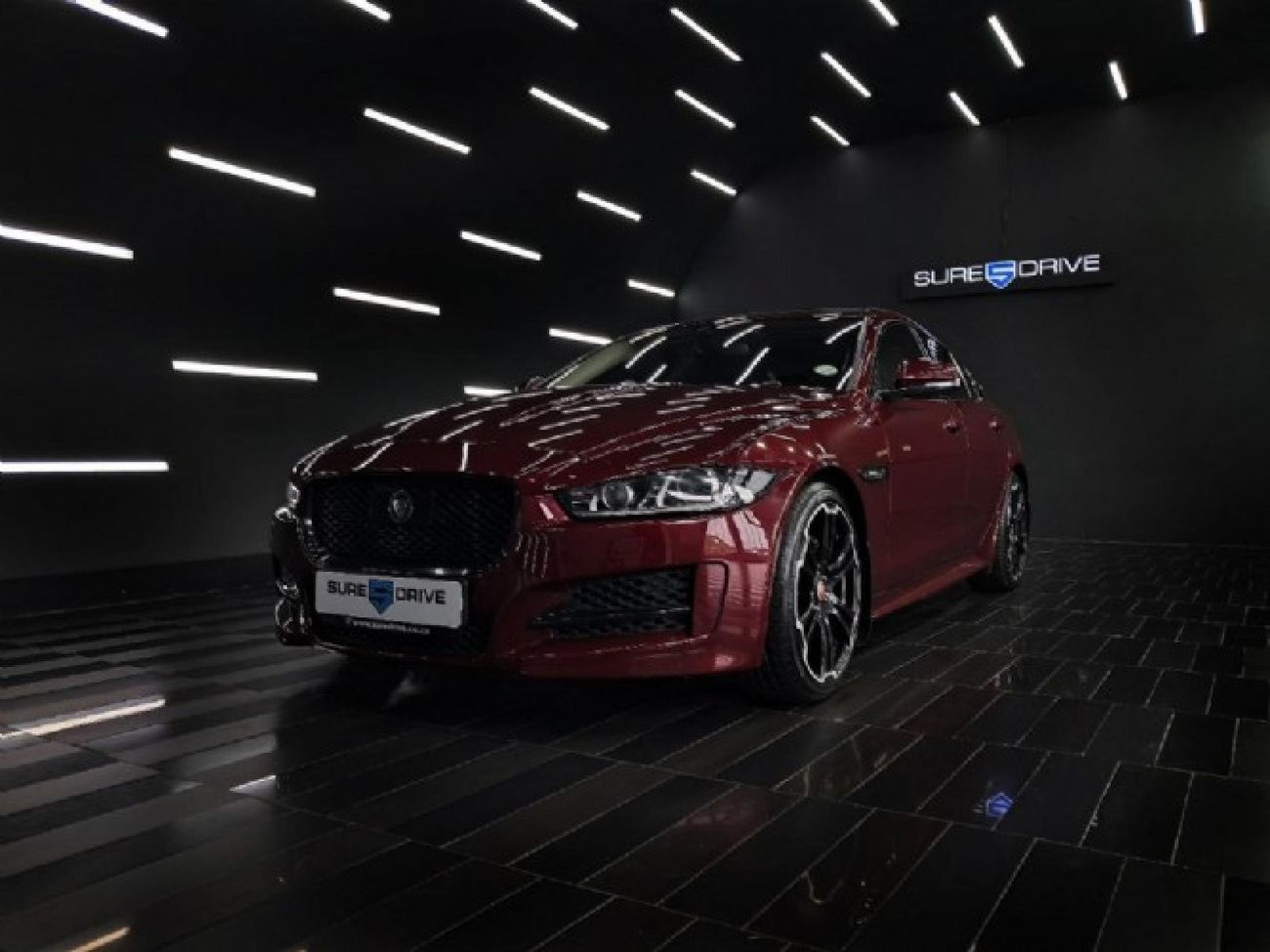 2017 Jaguar XE 2.0D R-Sport Auto