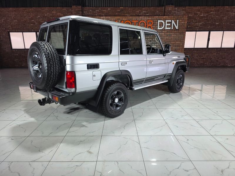 Omars Motor Den - 2026 Toyota Land Cruiser 76 2.8GD-6 Station Wagon VX
