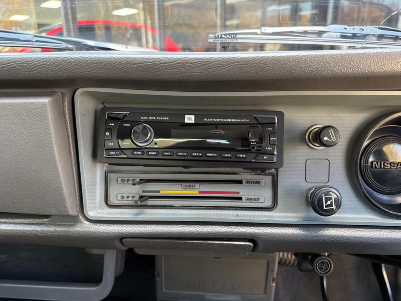 新旧しなこ120、140セット Top Gear Motors Delmas - 2009 Nissan 1400 5-spd