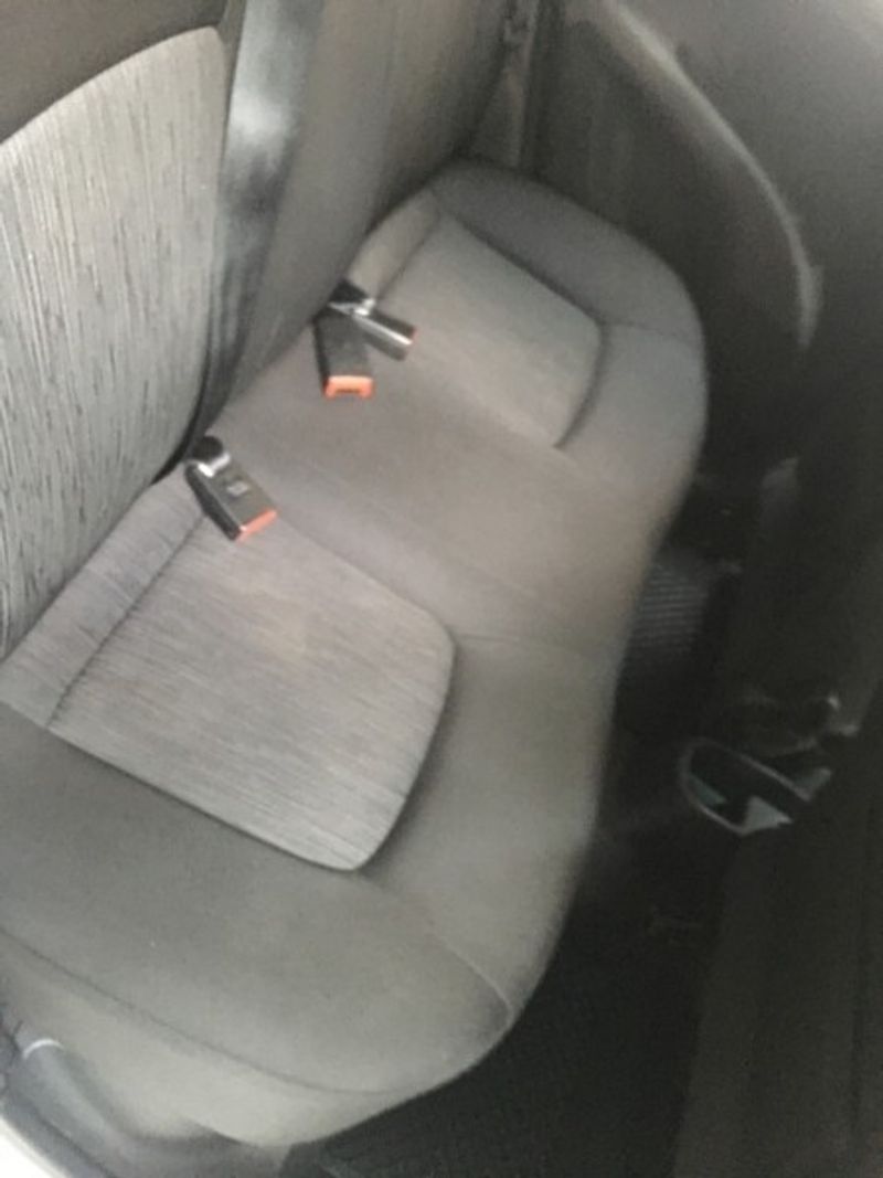 2015 Hyundai i10 1.2 GLS 5speed manual Free State Villiers_3