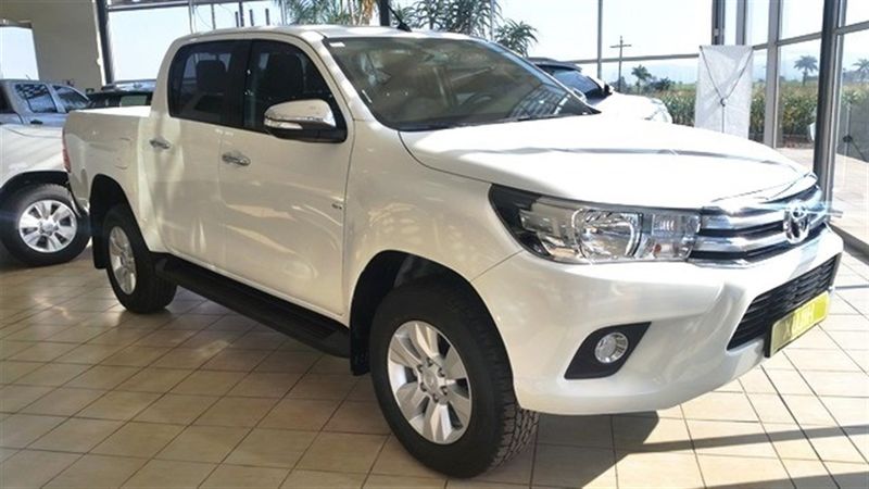Used Toyota Hilux 4 0 V6 Raider 4x4 Double Cab Bakkie Auto