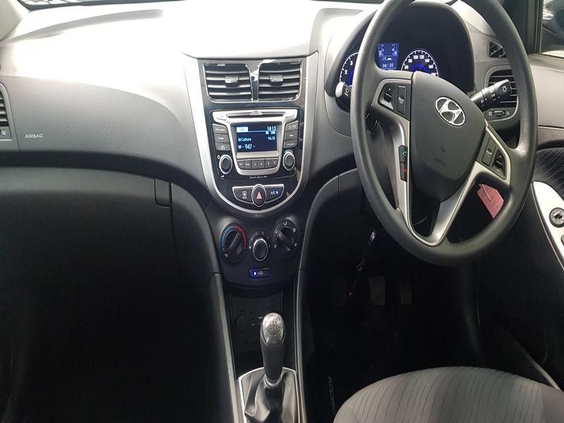 Used Land Rover Discovery 4 3 0 Tdv6 Se For Sale In