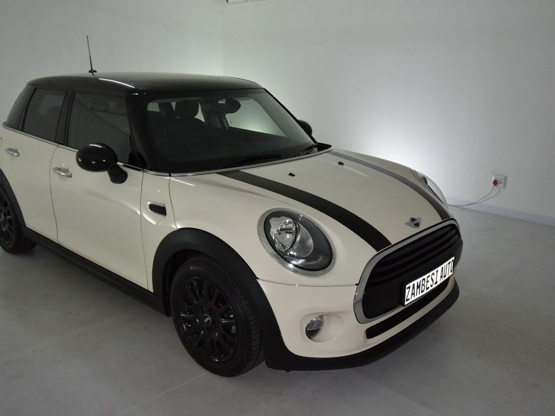Used Mini Cooper 5 Door Auto Xs52 For Sale In Gauteng Carscoza
