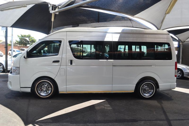 Used Toyota Quantum 2.7 Sesfikile 16s for sale in Gauteng ...
