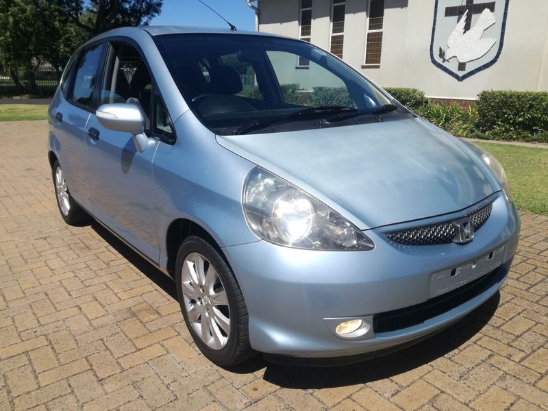 Used Honda Jazz 14 Cvt Automatic For Sale In Western Cape Carsco