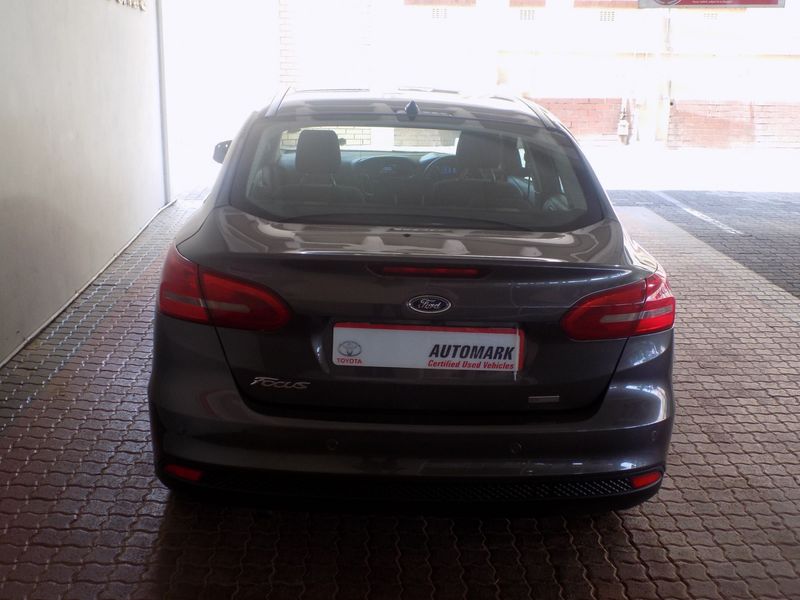 Used Ford Focus 1 0 Ecoboost Trend 5 Door For Sale In