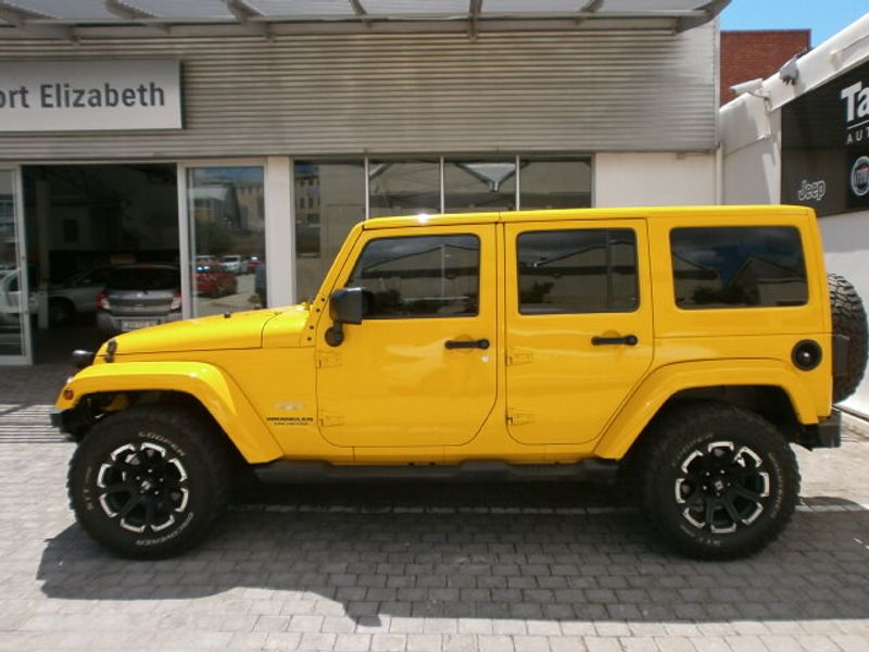 Used Jeep Wrangler 2 8 Crd Unltd Sahar A T For Sale In