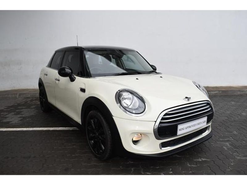 Used Mini Cooper 5 Door Auto Xs52 For Sale In Gauteng Carscoza