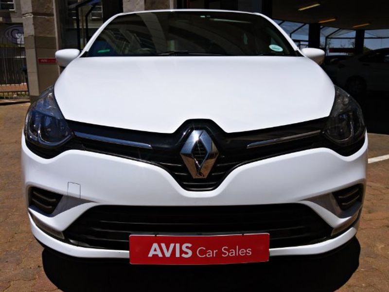 Used Renault Clio Iv 900t Authentique 5 Door 66kw For