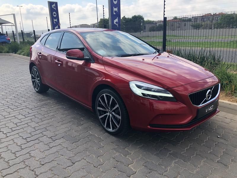 Used Volvo V40 D2 Momentum Geartronic For Sale In Gauteng