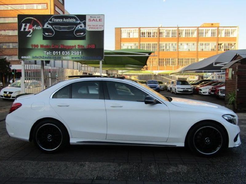 Used MercedesBenz CClass C200 AMG line Auto for sale in Gauteng