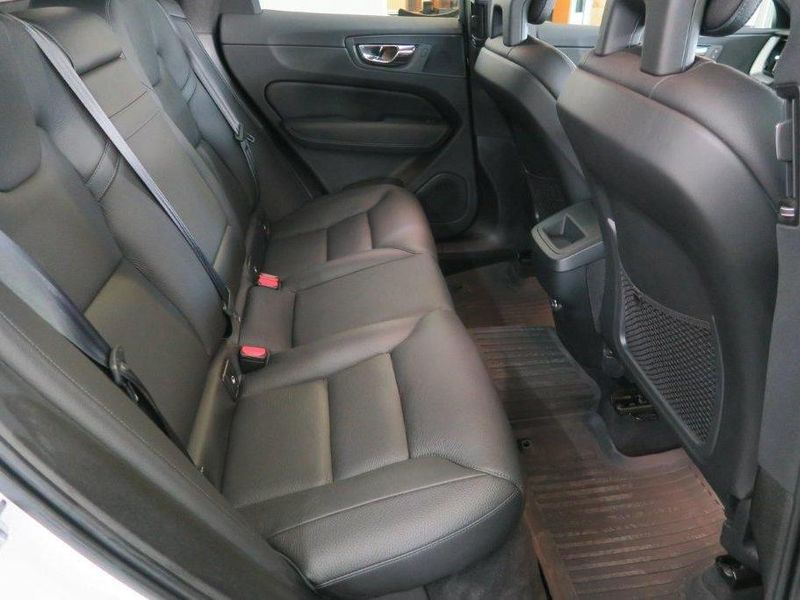Used Volvo Xc60 D5 Momentum Geartronic Awd For Sale In