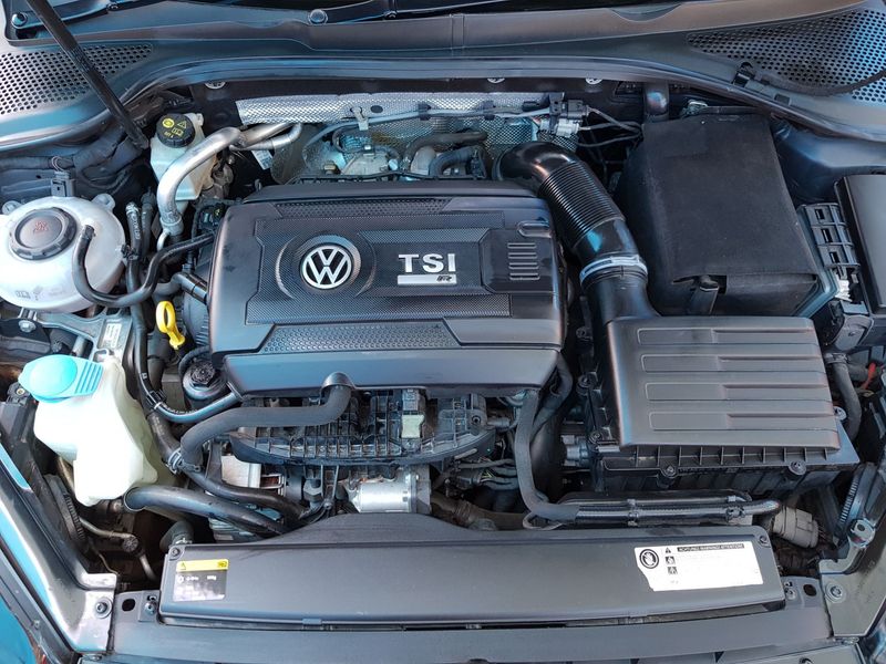 Used Volkswagen Golf Golf Vii 2 0 Tsi R Dsg For Sale In