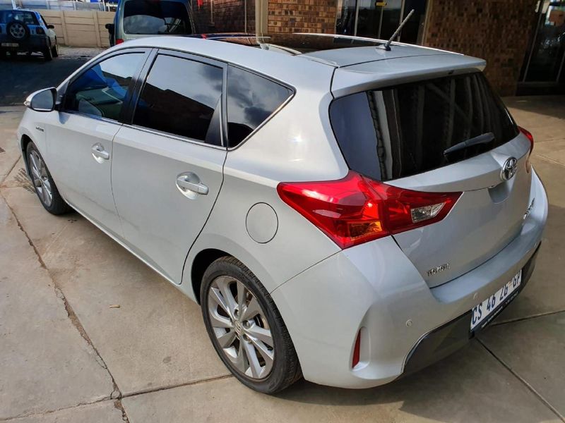 Used Toyota Auris 1.8 Xr Hsd (hybrid) for sale in Limpopo - Cars.co.za ...