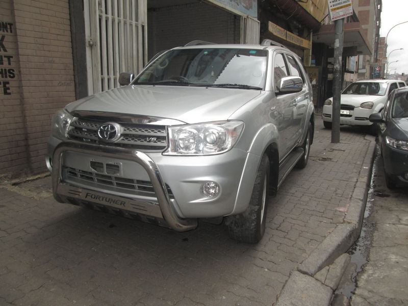 Used Toyota Fortuner 4 0 V6 A T 4x4 For Sale In Gauteng
