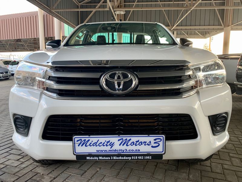 Used Toyota Hilux 2 4 Gd 6 Rb Srx Single Cab Bakkie For
