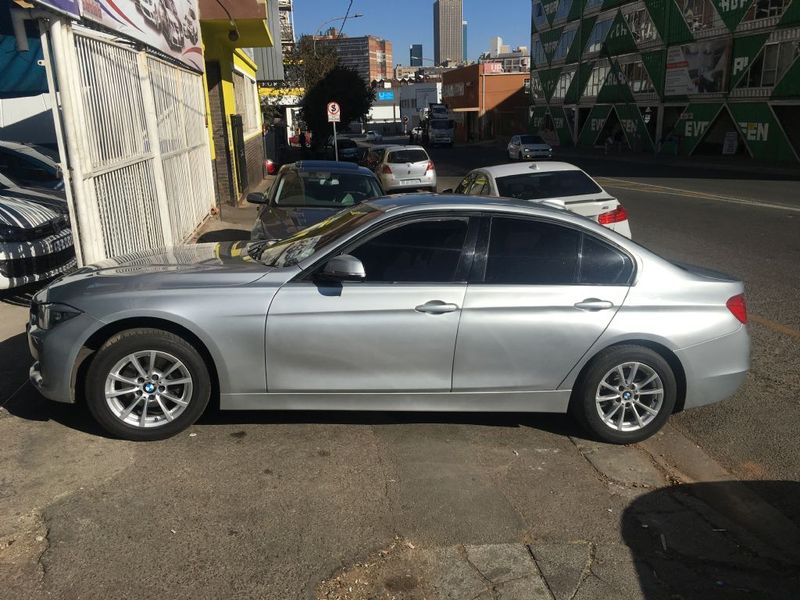 Used BMW 3 Series 320i Modern Line (f30) for sale in