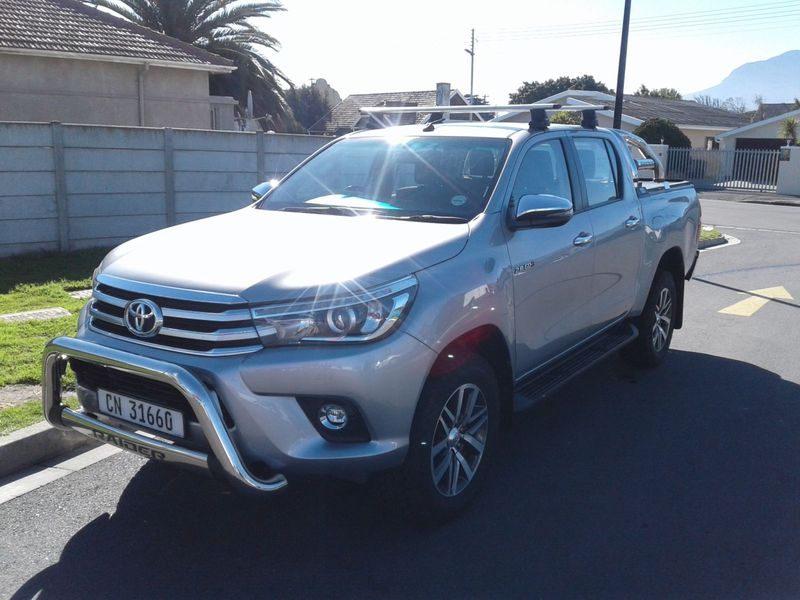 used toyota hilux 2.8 gd-6 rb raider double cab bakkie