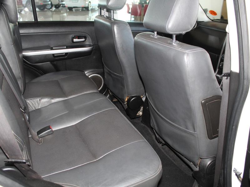 Used Suzuki Grand Vitara 2 4 for sale in Gauteng Cars co Used Suzuki Grand Vitara 2 4 for sale in Gauteng Cars co