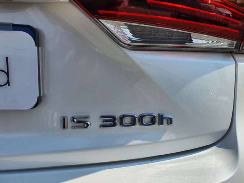 Used Lexus IS 300 Hybrid for sale in Gauteng Cars.co.za