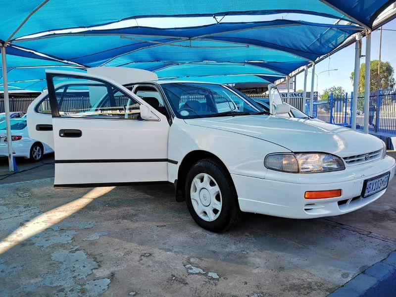 Toyota camry 200