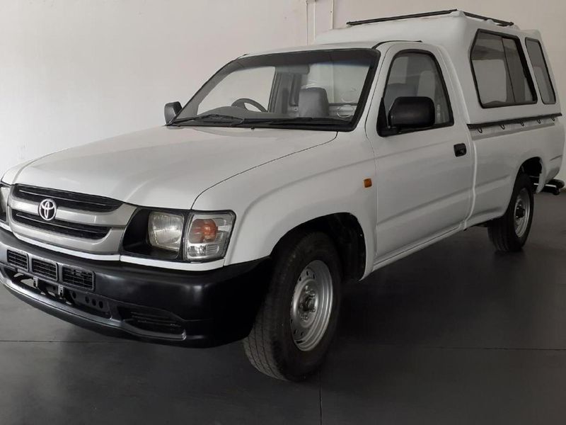 Used Toyota Hilux 2000 P/u S/c for sale in North West
