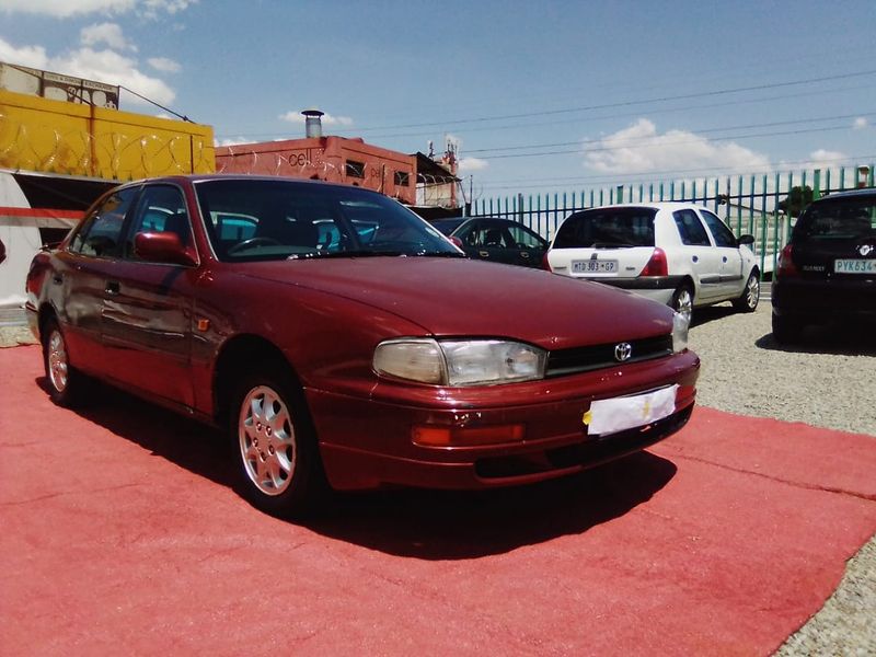 Toyota camry 200
