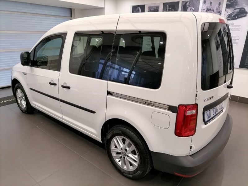Used Volkswagen Caddy 4 CrewBus 1.6i 7seat for sale in Kwazulu Natal