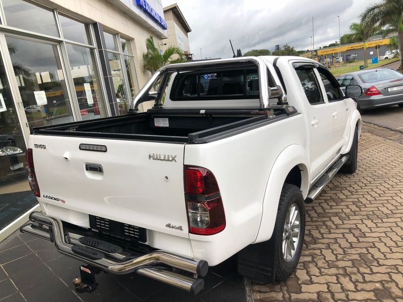 Used Toyota Hilux 3.0 D-4D LEGEND 45 4X4 Auto Double Cab Bakkie For ...