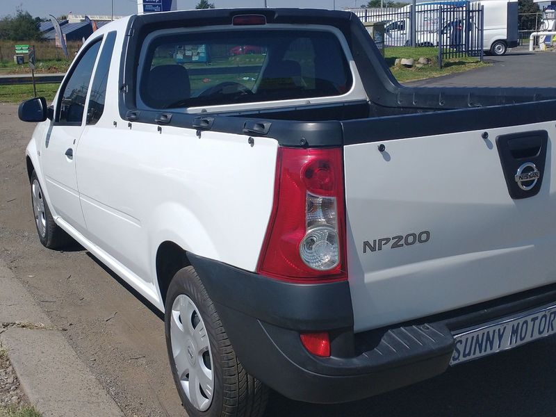 Used Nissan NP200 1.6 ICE Single Cab Bakkie for sale in Gauteng Cars