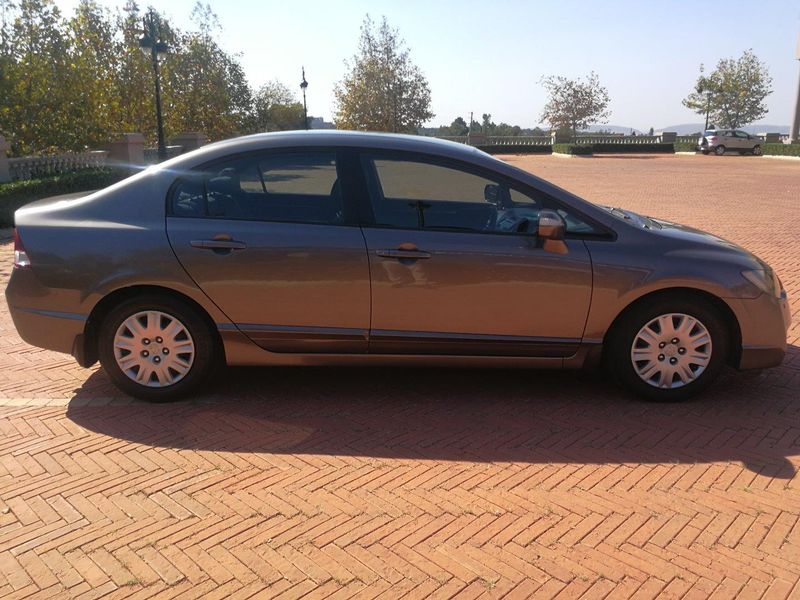 Used Honda Civic 1.8 LXi Sedan Auto for sale in Gauteng