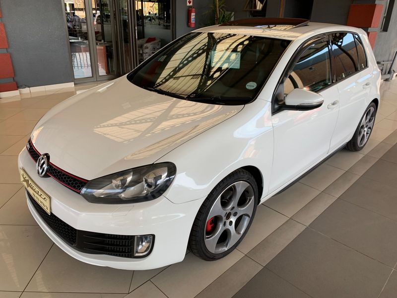 Used Volkswagen Golf Vi Gti 2.0 Tsi for sale in Gauteng - Cars.co.za ...