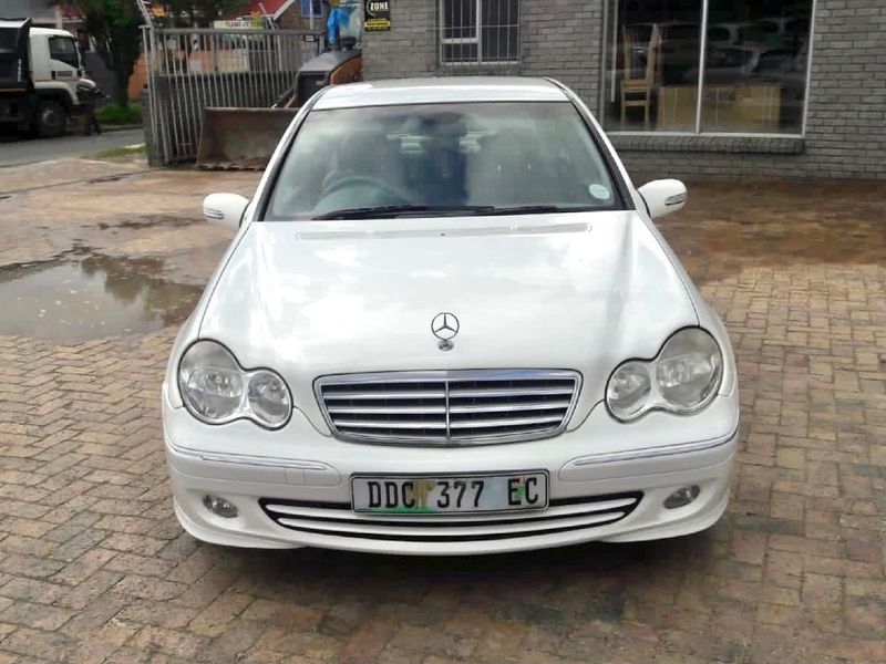 Used MercedesBenz CClass C 180K Elegance Auto for sale in Western