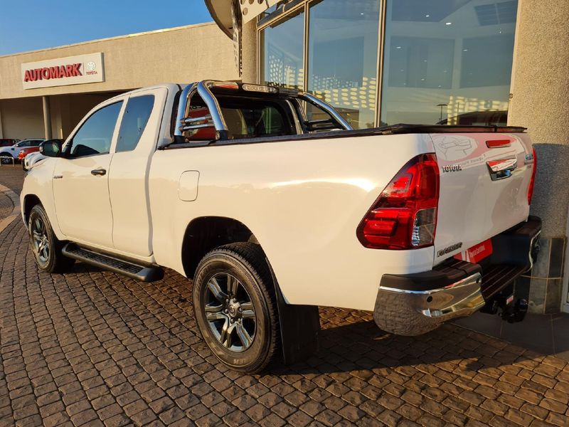 Used Toyota Hilux 2.4 GD-6 Raised Body Raider Auto Extended Cab for ...