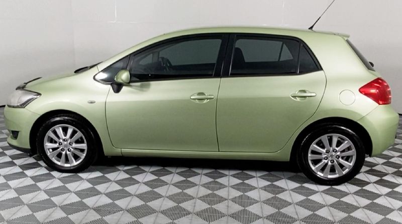 Toyota auris rs