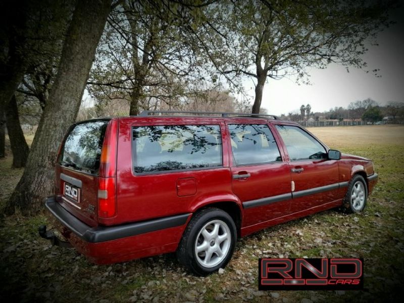 Used Volvo 850 GLT Station Wagon Auto for sale in Gauteng