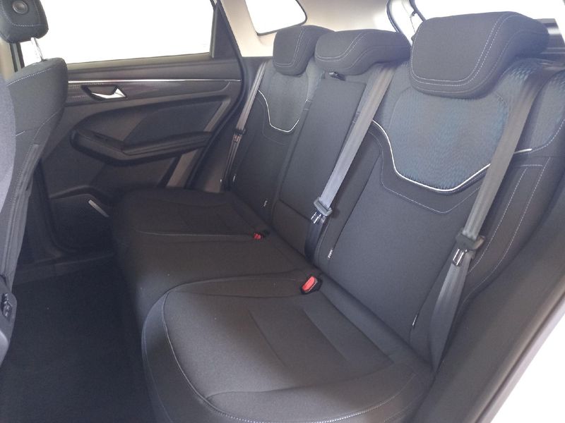 Haval jolion белый салон Haval jolion белый салон