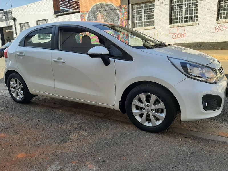 Used Kia Rio 1.4 Automatic Hatchback For Sale In Gauteng - Cars.co.za 